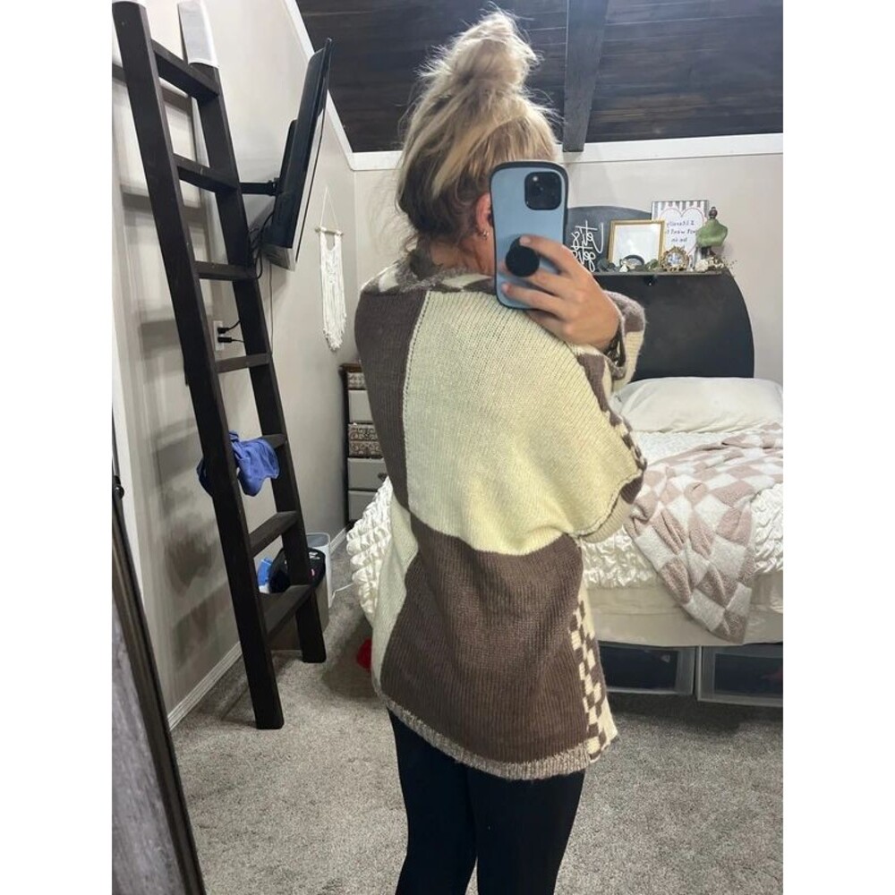 Vervet checkered cardigan sweater - Picture 3 of 4